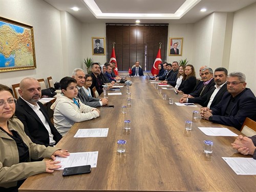  İlçe İnsan Hakları Kurulu Şubat Ayı Toplantısı, Tarsus Kaymakamı ve İlçe İnsan Hakları Kurulu Başkanı Mehmet Ali AKYÜZ Başkanlığında Yapıldı